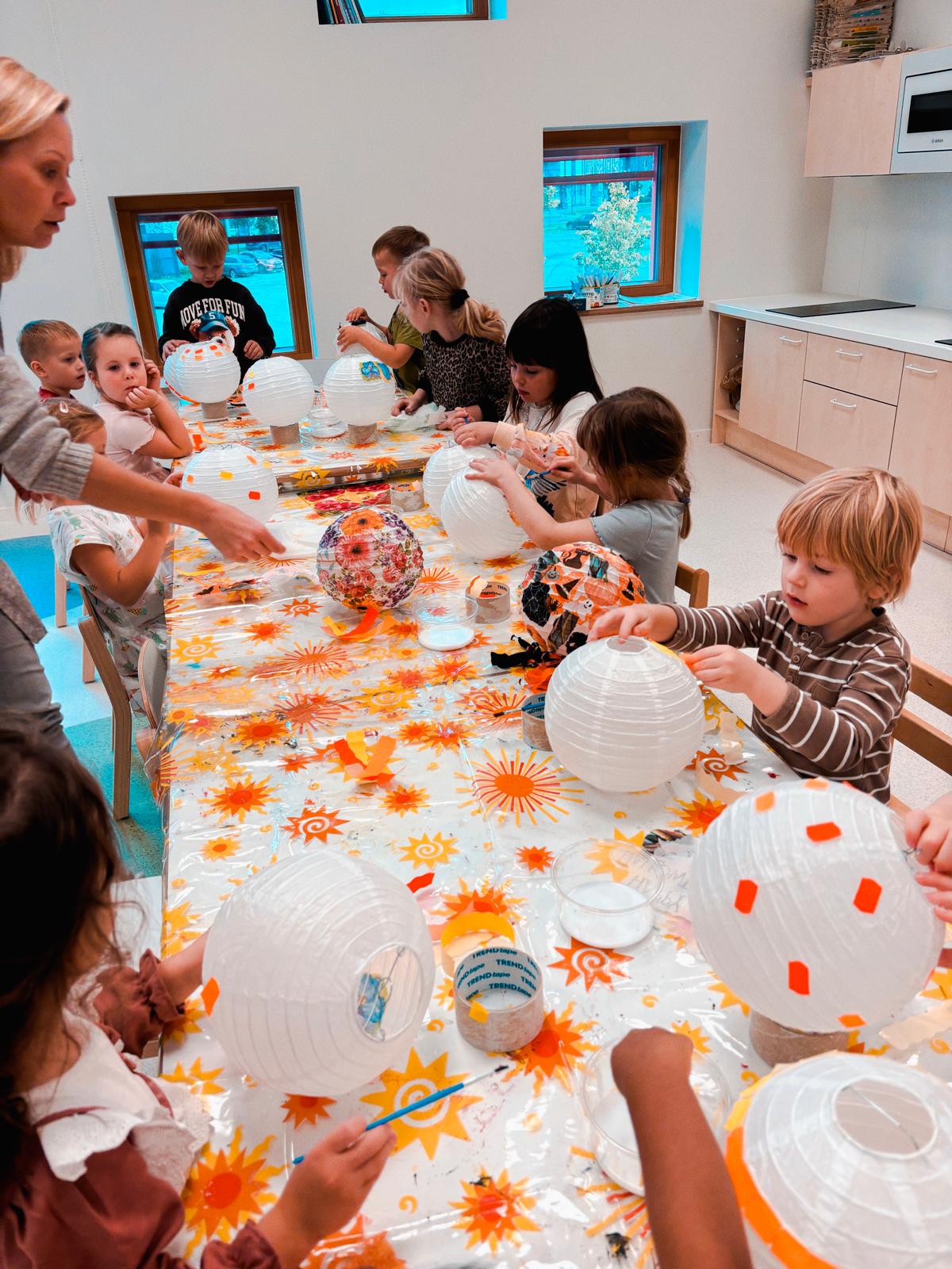 TeadusKunsti huviring.