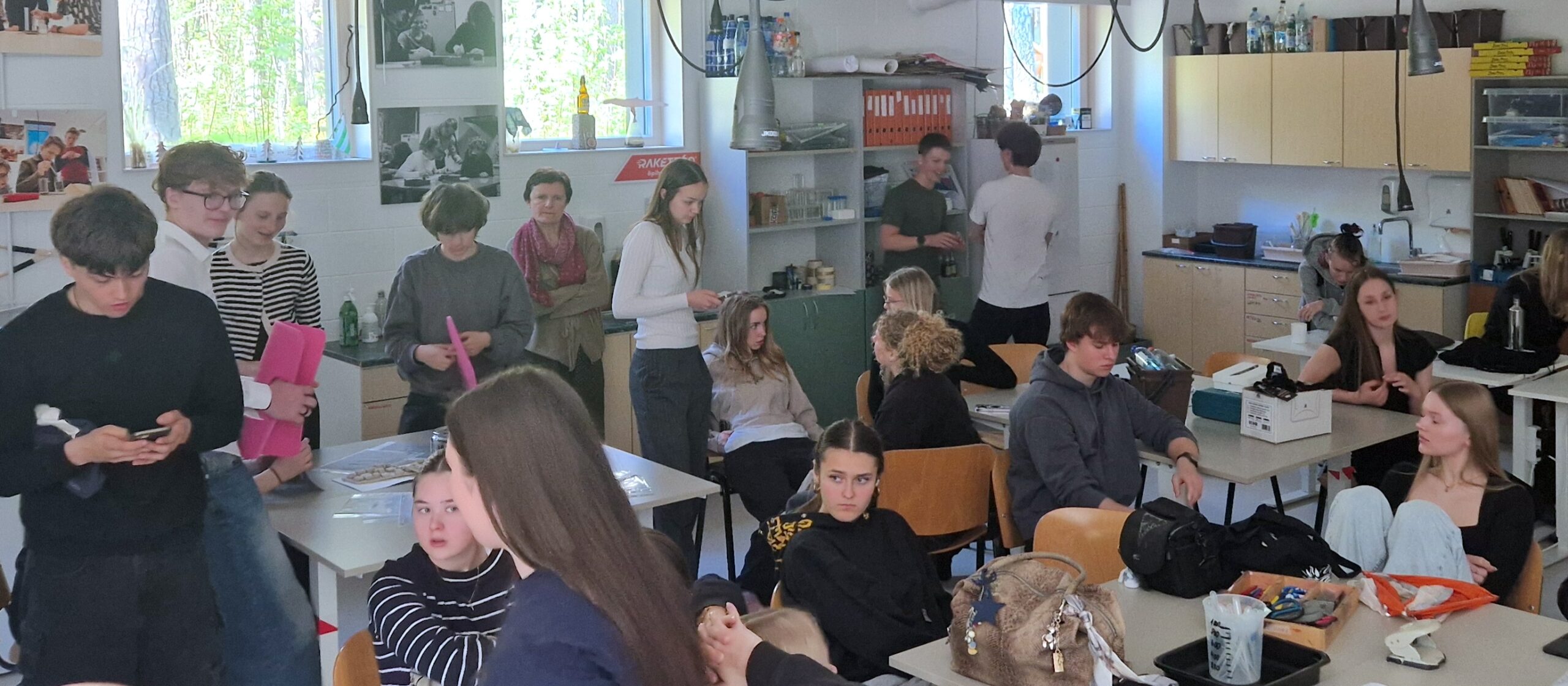 Gümnasisti unistus: rangem tunnikord, aga rohkem üksteise aitamist